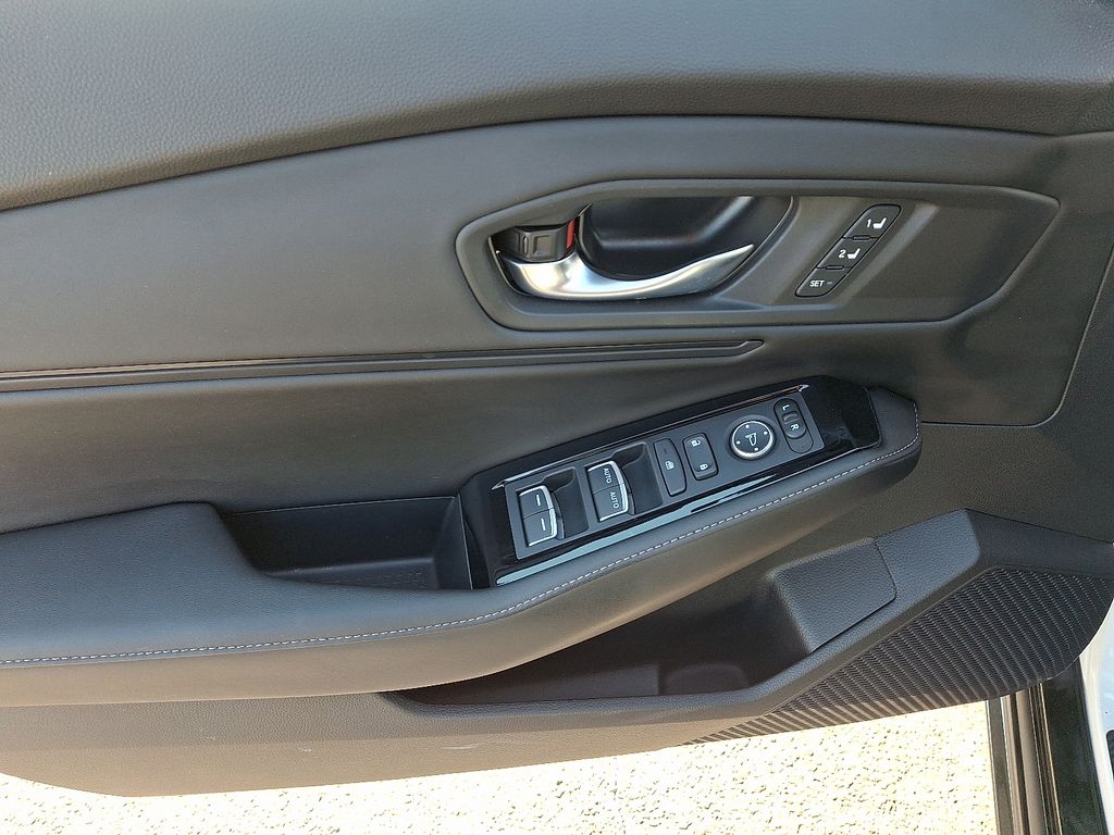 Thumbnail: 2025 Honda Accord - 14