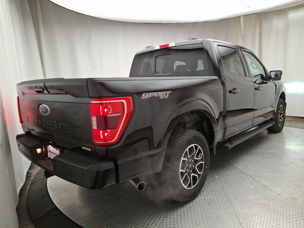 2022 Ford F-150 XLT 4