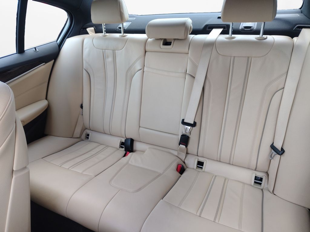 Used Car 2019 Bmw 5 Series  530i Xdrive For Sale Under $25,000 In Austin, Texas