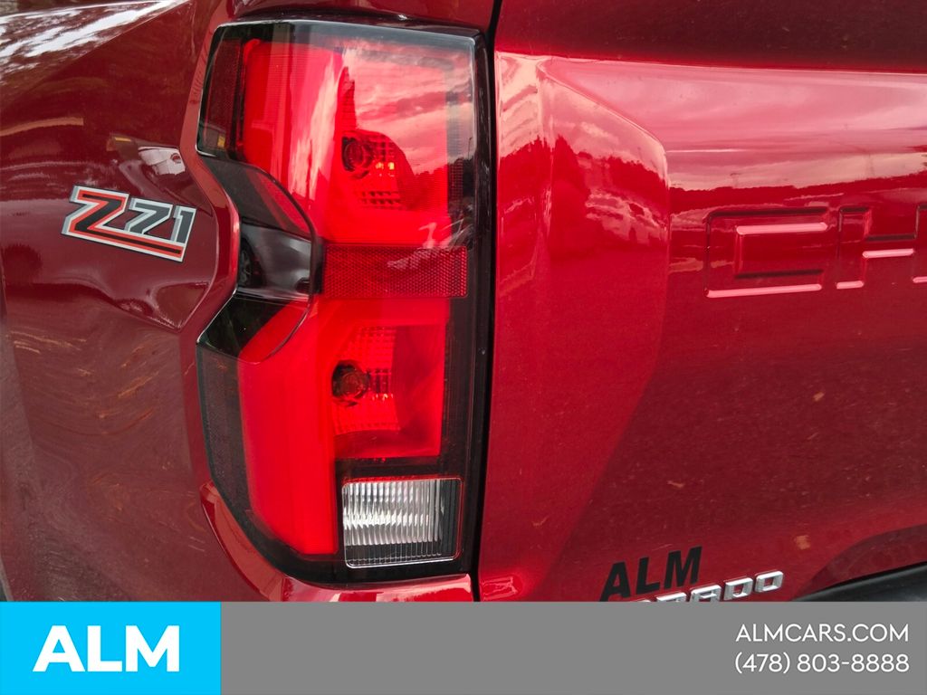 Used 2024 Red Chevrolet Z71 image 14