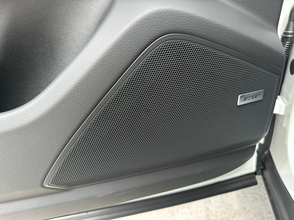 Thumbnail: 2026 Porsche  - 21