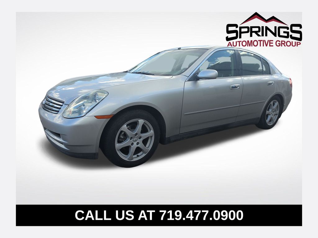 Brilliant Silver Metallic 2004 INFINITI G35 Sedan Rear-Wheel Drive 5-Speed Automatic Overdrive