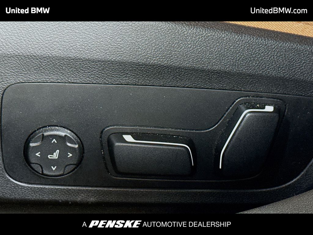 Thumbnail: 2025 BMW 4 Series - 4