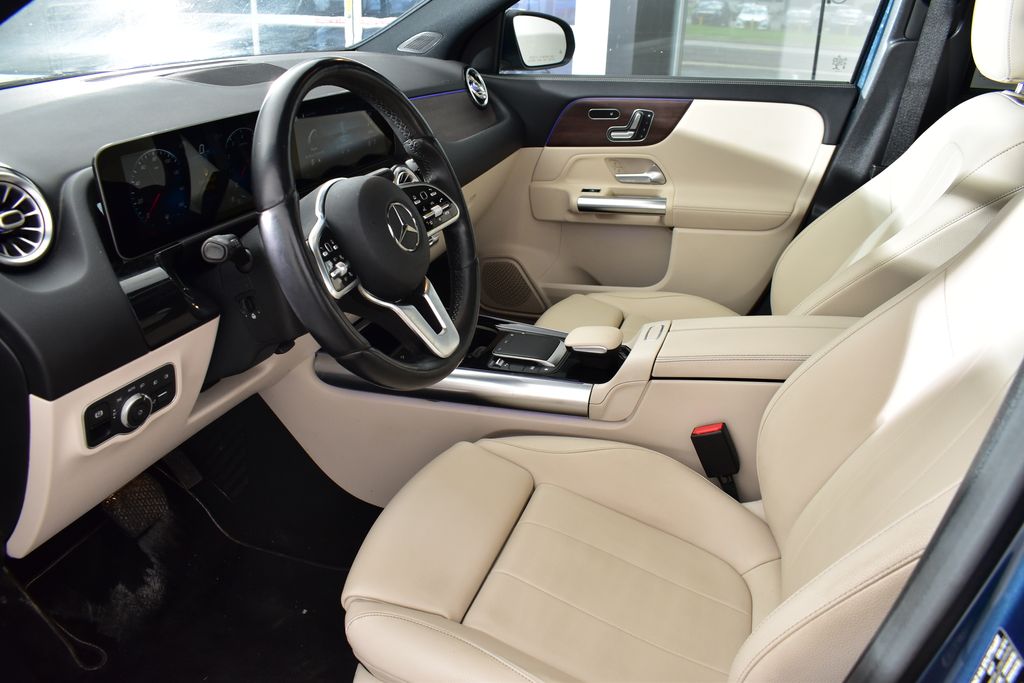 2021 Mercedes-Benz GLA 250 4MATIC 13