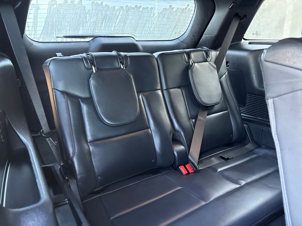 Certified Used 2025 Black Ford ST-Line image 30