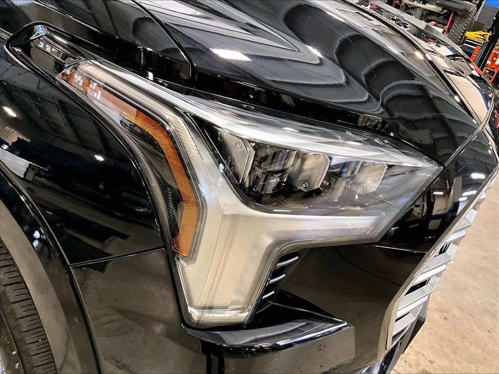 2024 Toyota Sequoia — photo 34