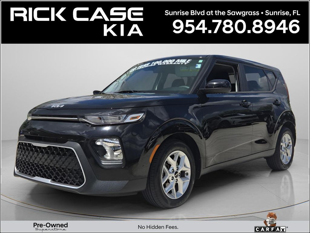 Cherry Black 2022 Kia Soul SUV / Crossover Front-Wheel Drive Continuously Variable Transmission