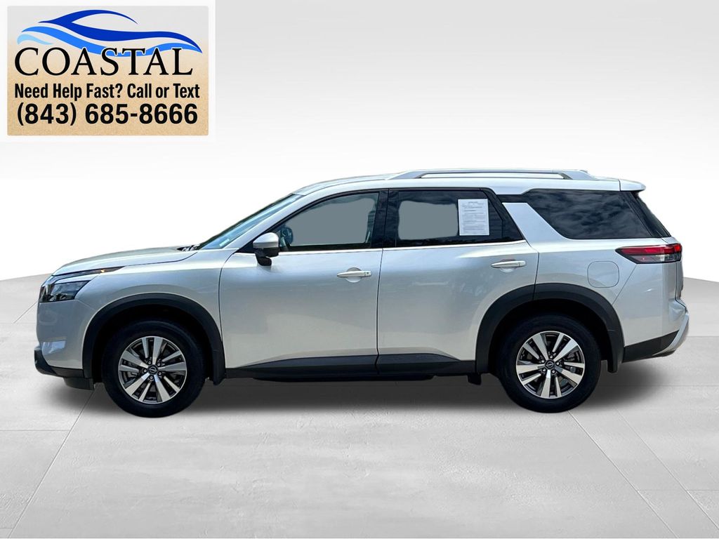 2025 Nissan Pathfinder SL Silver at Lugoff Nissan