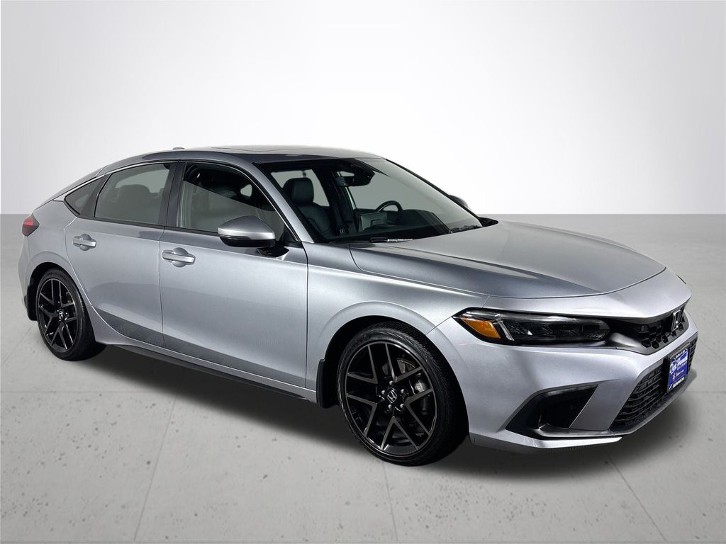 2022 Honda Civic Hatchback Sport Touring photo 4