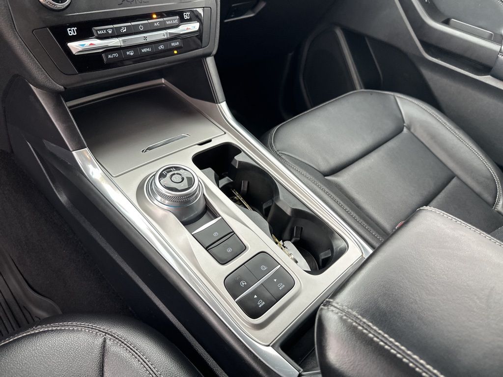 Used Car 2020 Ford Explorer  Xlt For Sale Under $20,000 In Austin, Texas