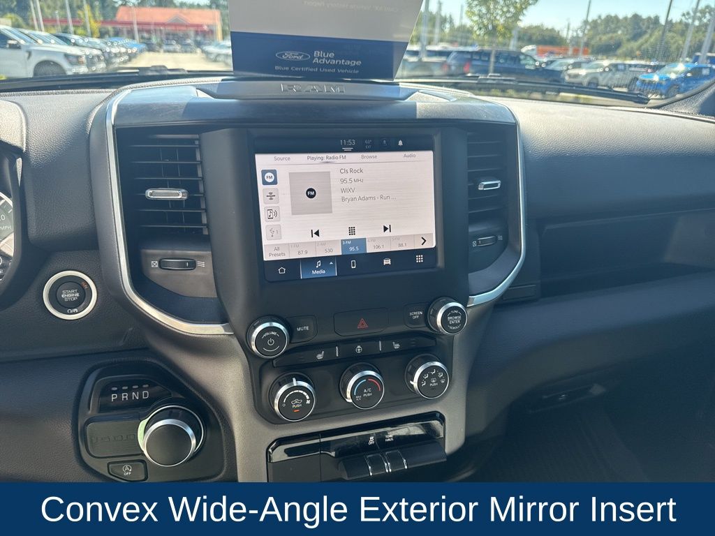 2023 Ram 1500 Big Horn Crew Cab 4x2 5'7" Box