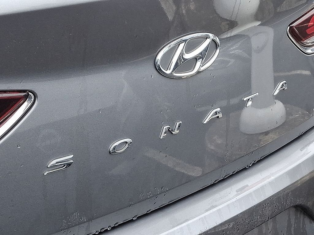 Thumbnail: 2018 Hyundai Sonata - 4