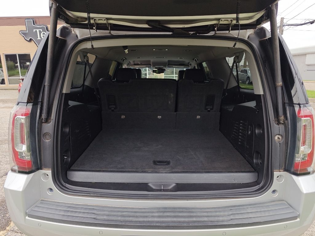 2015 GMC Yukon XL SLE 1500 photo