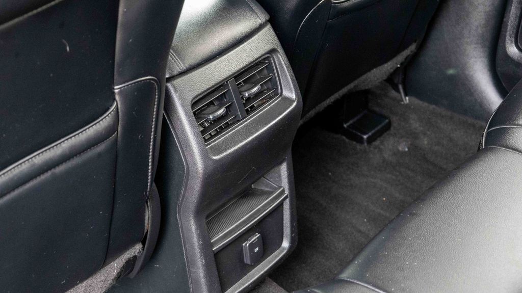 Used 2019 Ford Edge SEL 4D Sport Utility