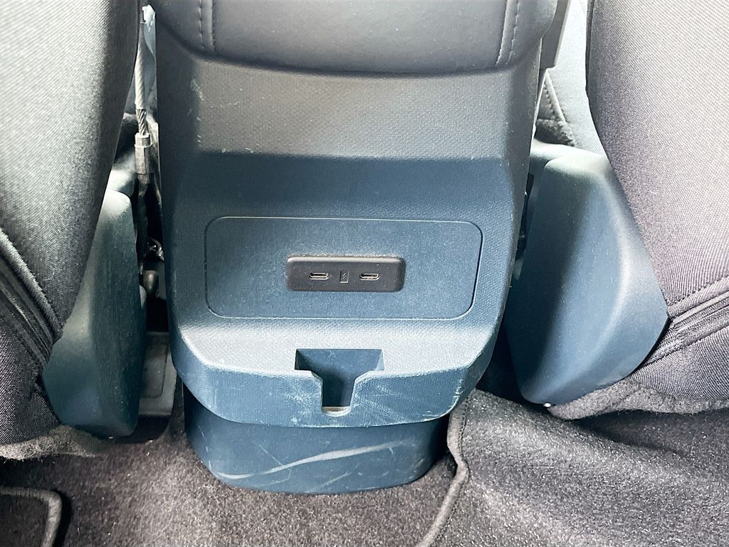 Used 2025 White Ford XL image 23