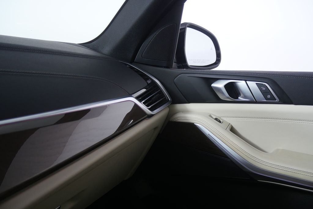 Thumbnail: 2022 BMW X5 - 26