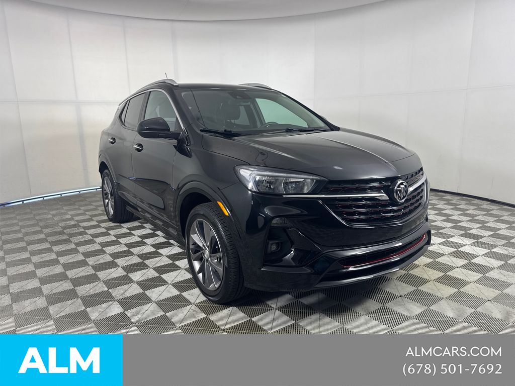Used 2023 Black Buick Select image 3