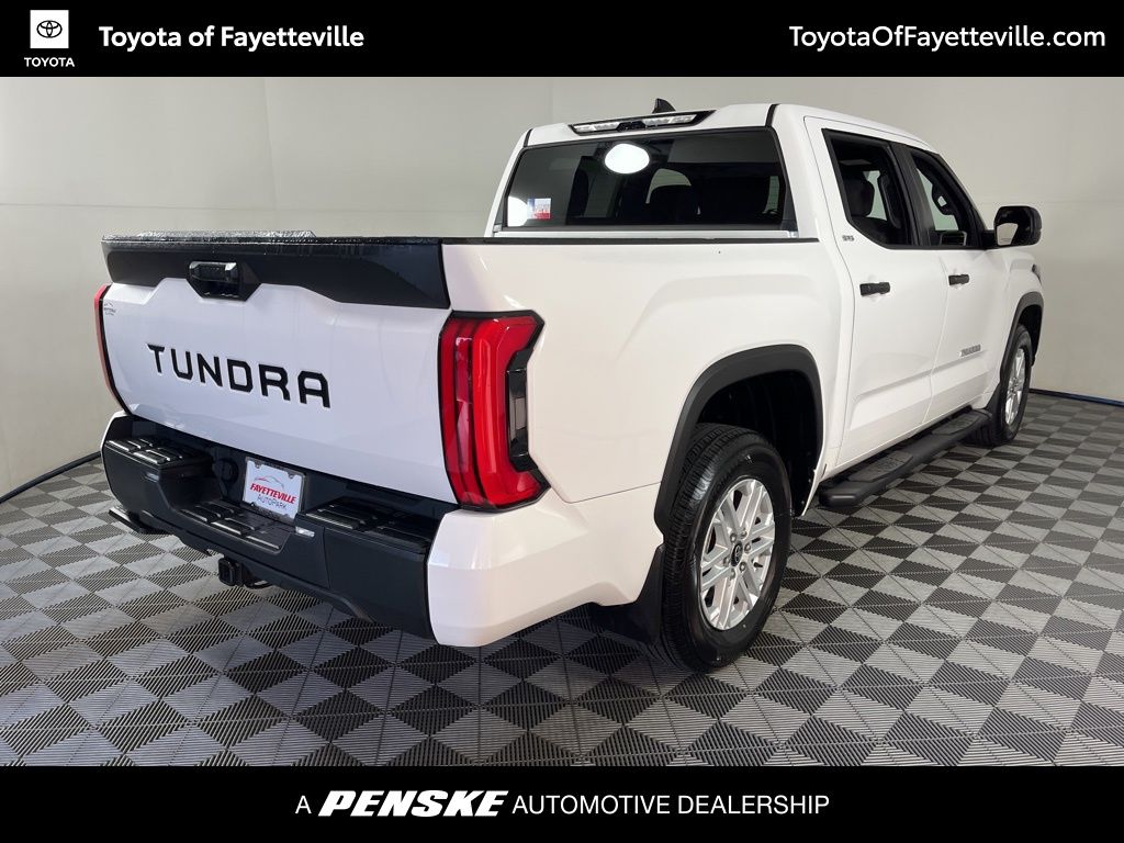 Thumbnail: 2025 Toyota Tundra - 12