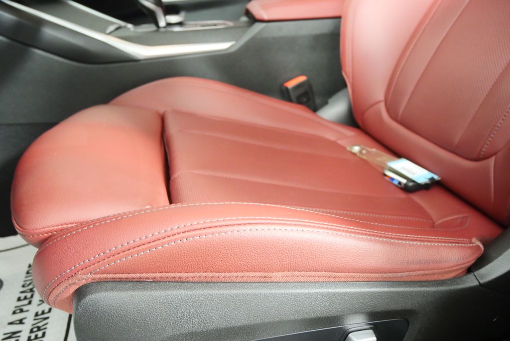 Thumbnail: 2022 BMW 3 Series - 9