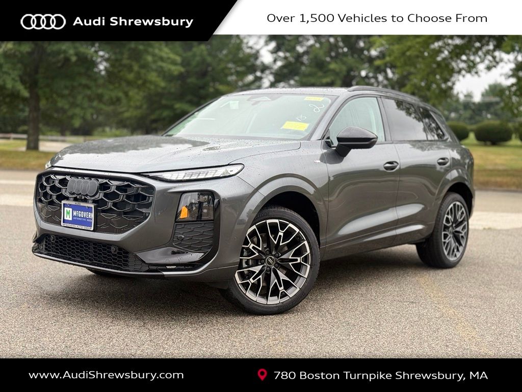 Daytona Gray 2026 Audi Q3 SUV / Crossover All-Wheel Drive 7-Speed Automatic
