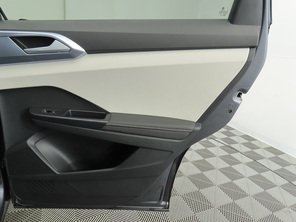 Thumbnail: 2025 Volkswagen Taos - 27