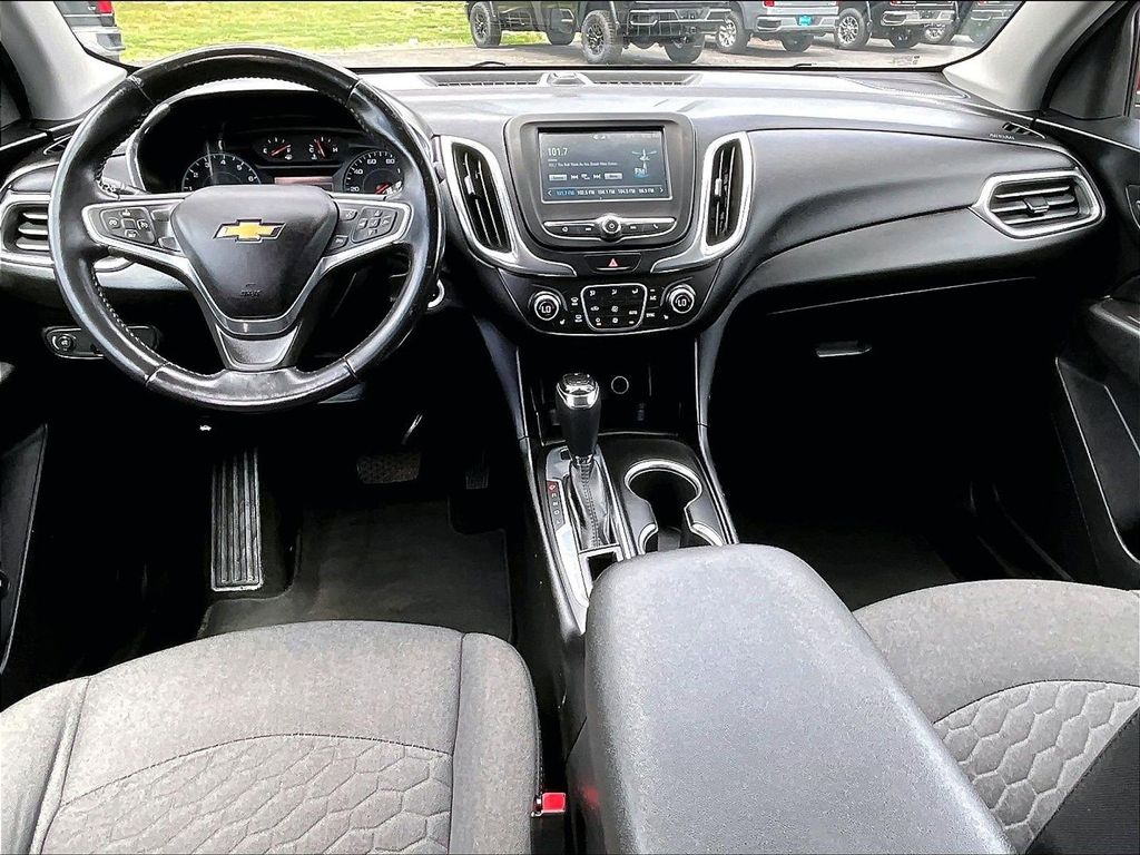 2018 Chevrolet Equinox — photo 20