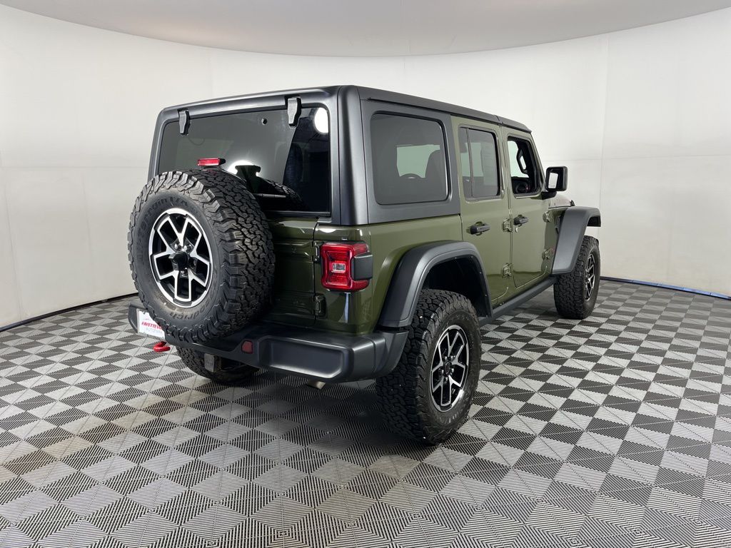2024 Jeep Wrangler Rubicon 13