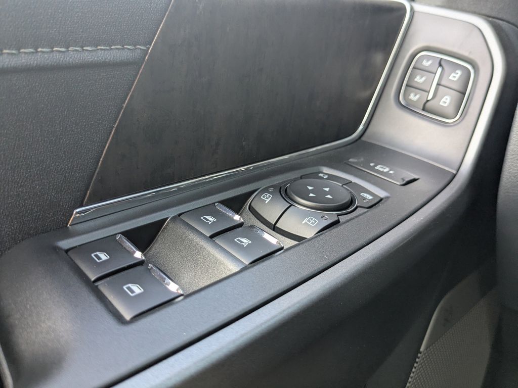 2025 Ford F-250 Super Duty Lariat