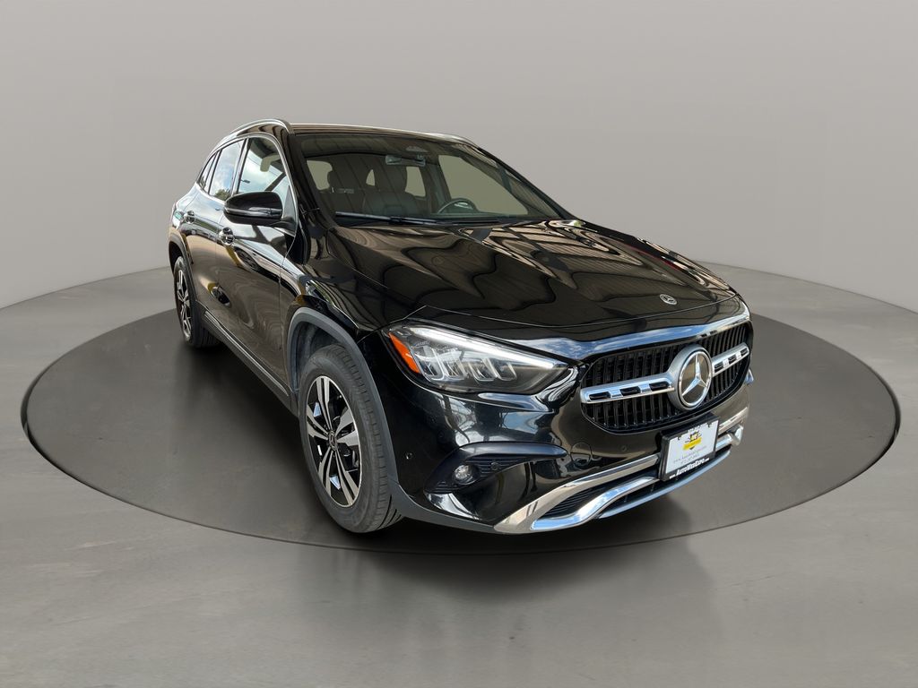 Night Black 2025 Mercedes-Benz GLA SUV / Crossover Front-Wheel Drive 8-Speed Dual Clutch