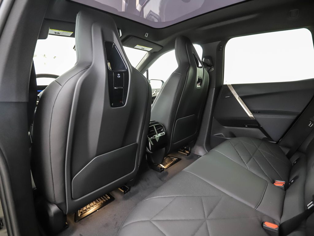 Thumbnail: 2026 BMW iX - 19