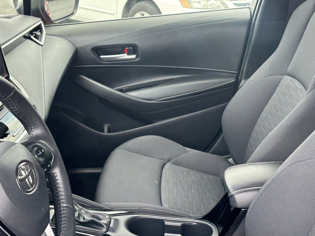 Used Car 2023 Toyota Corolla Hatchback  Se For Sale Under $20,000 In Austin, Texas