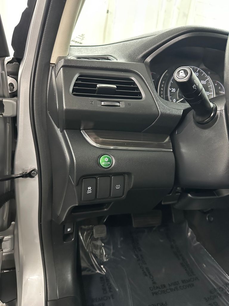 used 2016 Honda CR-V car, priced at $17,985