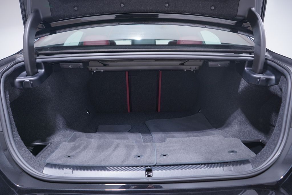 Thumbnail: 2025 BMW i5 - 23