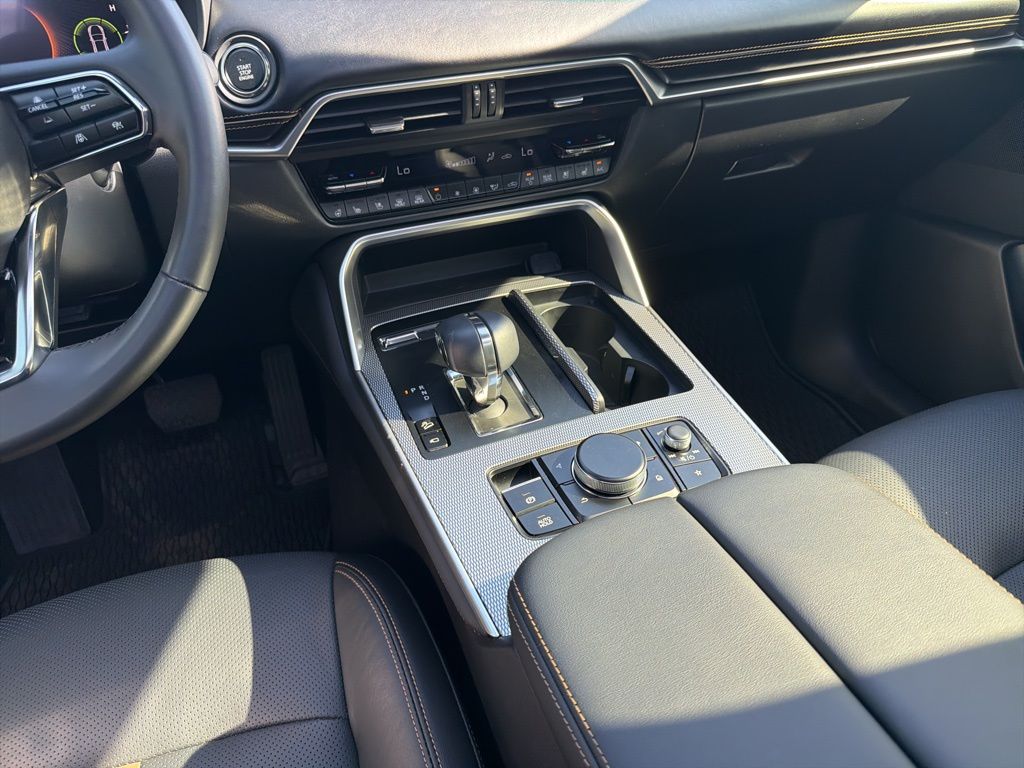 Thumbnail: 2025 Mazda CX-90 - 17