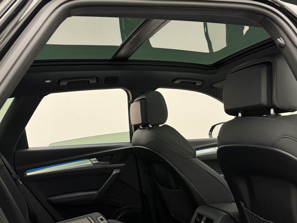 Thumbnail: 2025 Audi Q5 - 15