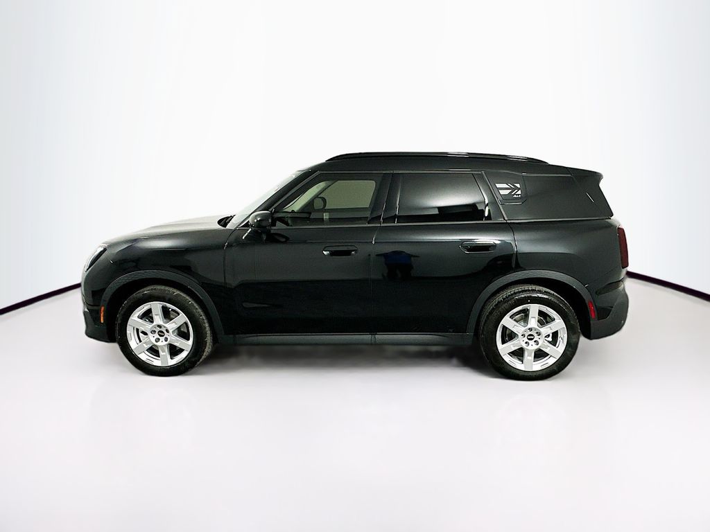 2025 MINI Cooper Countryman Base 8