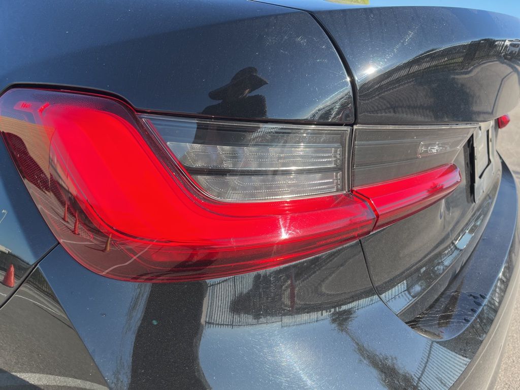 Thumbnail: 2020 BMW 3 Series - 6