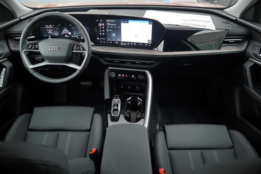 Thumbnail: 2025 Audi Q5 - 8