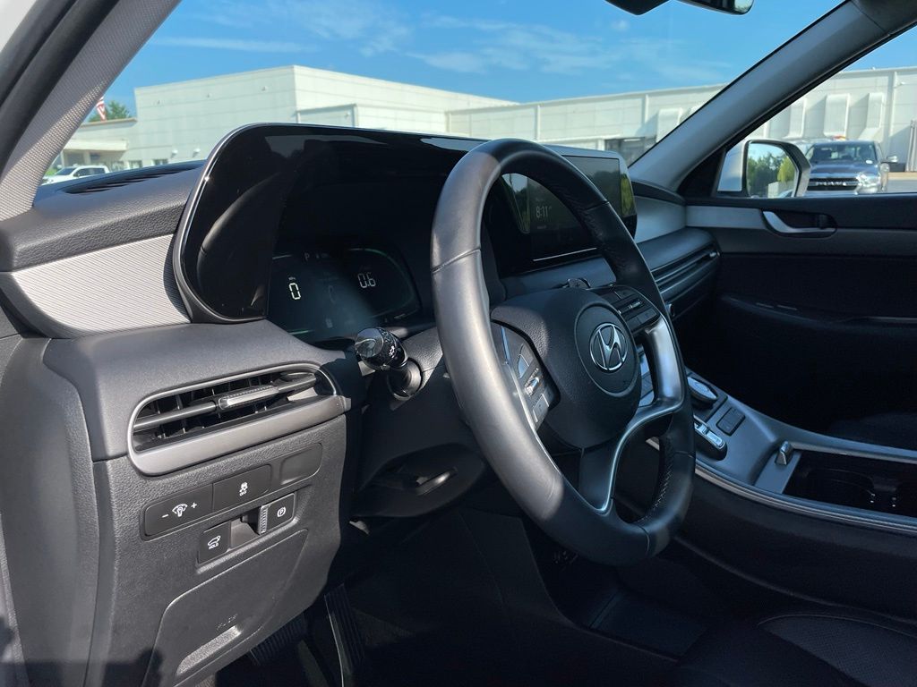 Thumbnail: 2024 Hyundai Palisade - 26