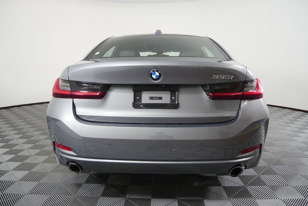 Thumbnail: 2024 BMW 3 Series - 4