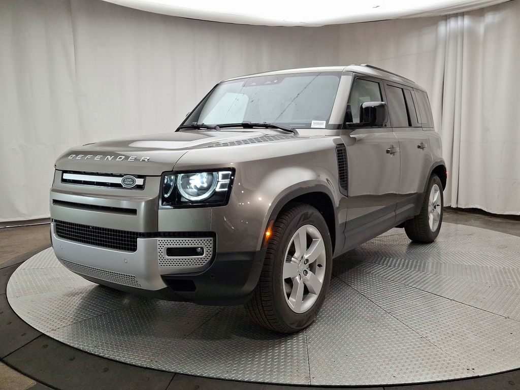 2025 Land Rover Defender 110 -
                Eatontown, NJ