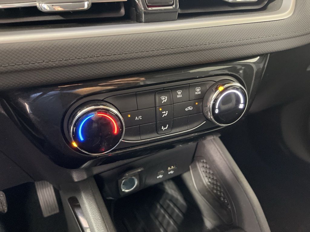 Thumbnail: 2025 Chevrolet TrailBlazer - 29