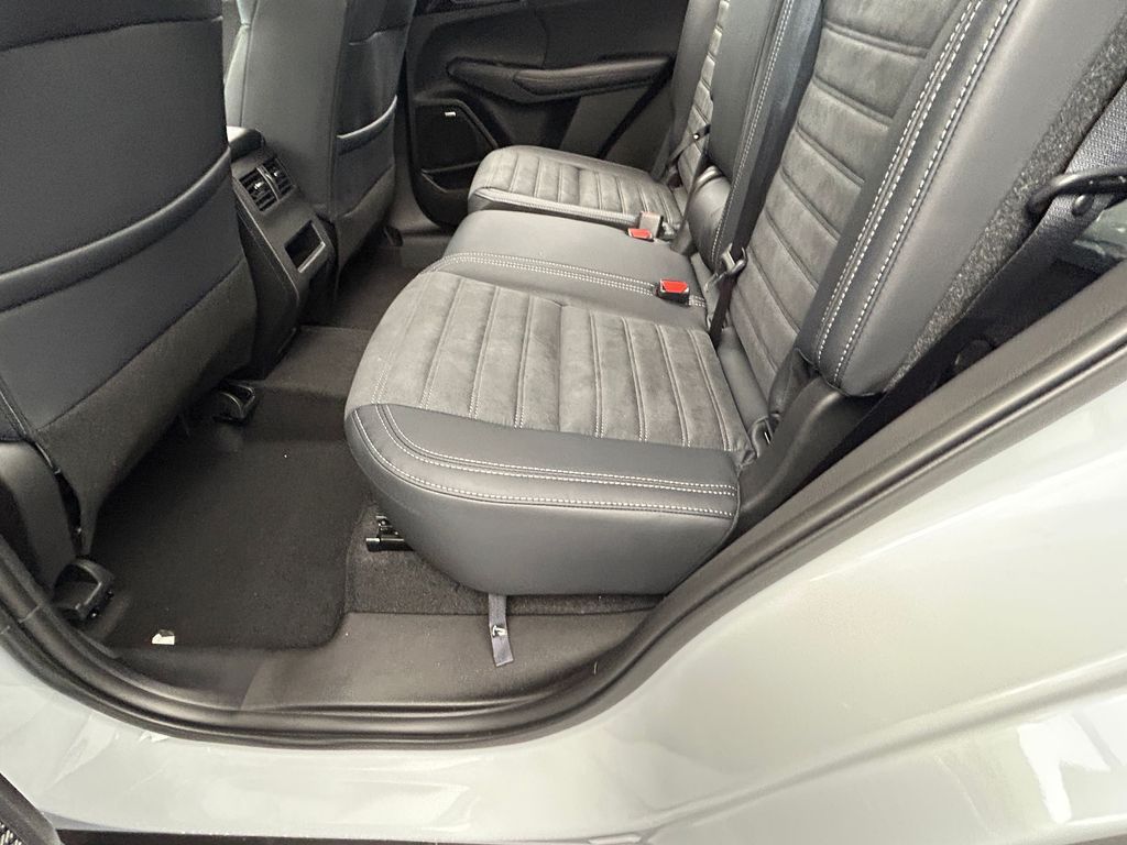 New 2026 White / Black Mitsubishi Trail Edition image 29