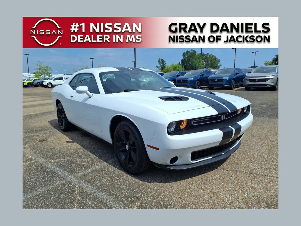 White Knuckle Clearcoat 2023 Dodge Challenger Coupe Rear-Wheel Drive 8-Speed Automatic