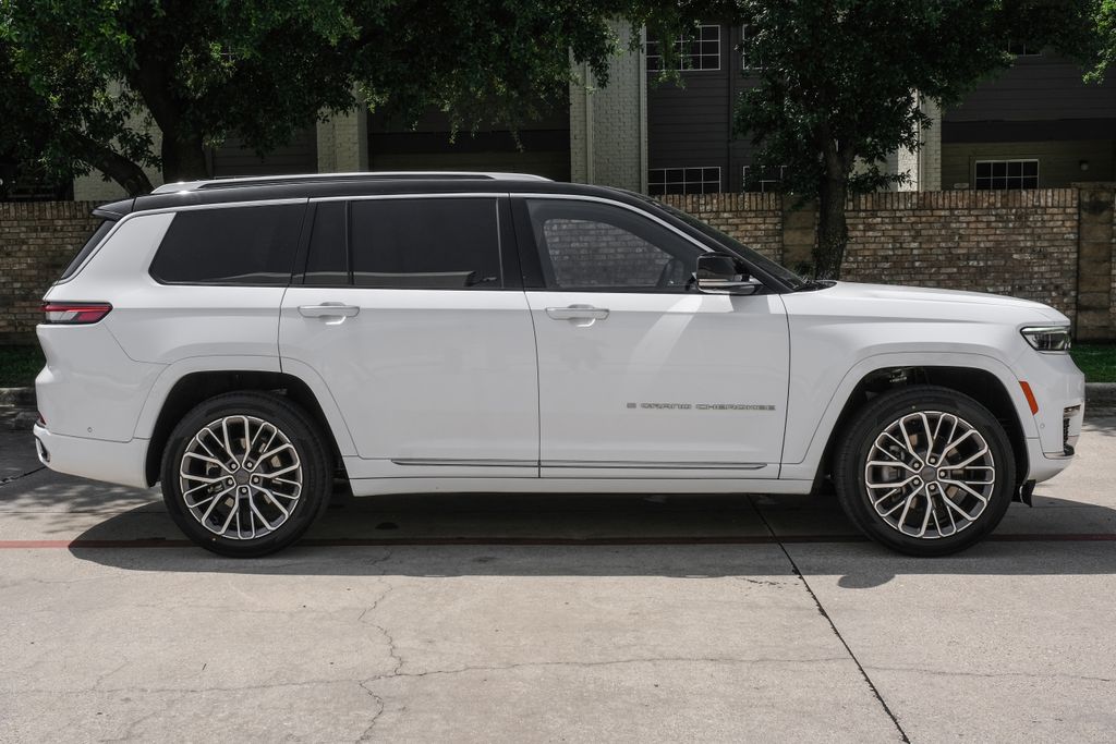 used 2023 Jeep Grand Cherokee L car, priced at $47,778