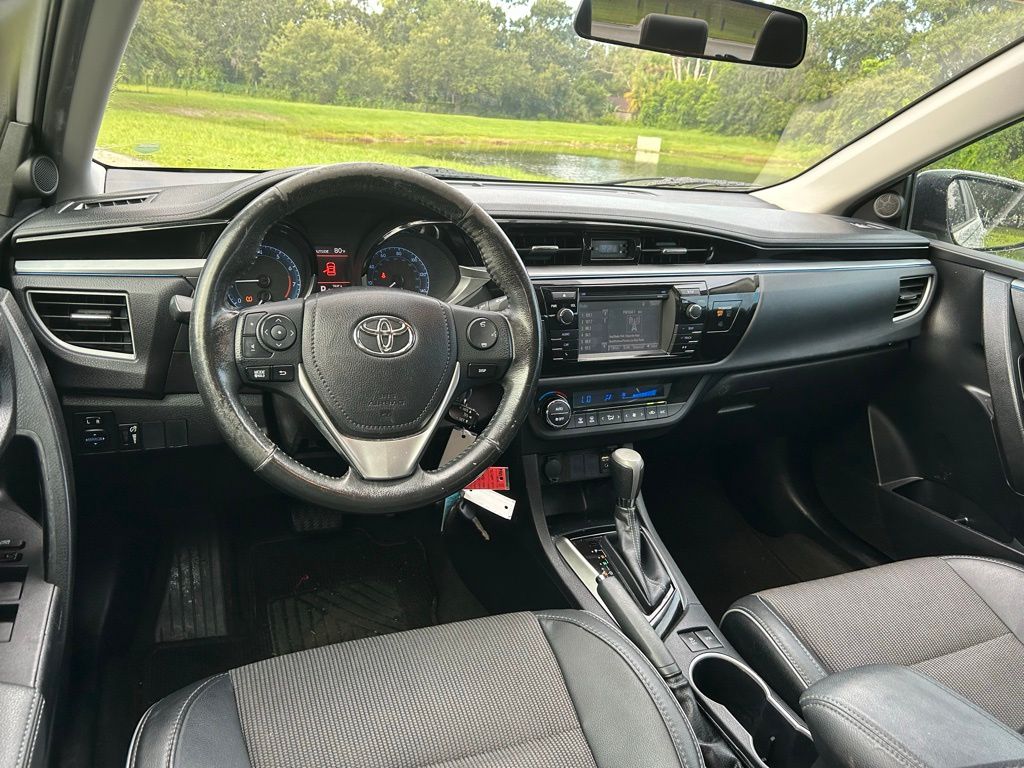 Thumbnail: 2016 Toyota Corolla - 12