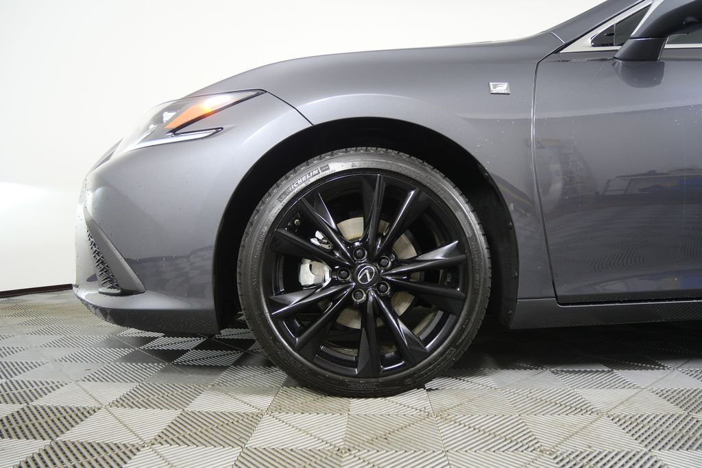 Thumbnail: 2024 Lexus ES - 8