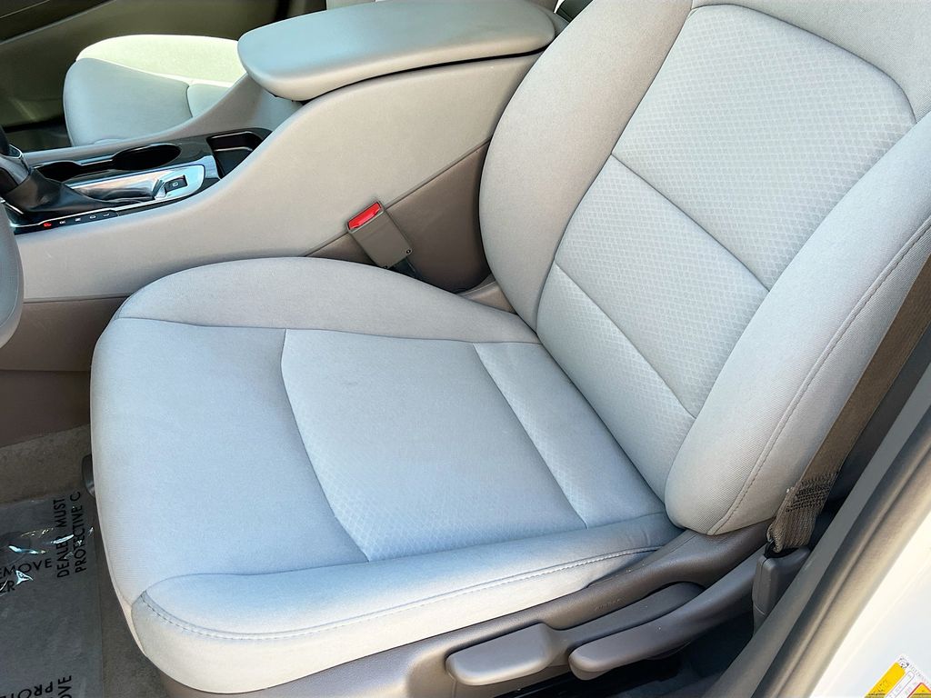 Used 2024 White Chevrolet LS image 18
