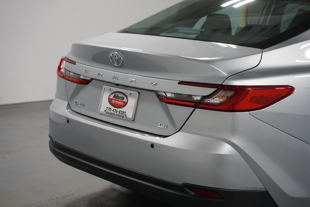 Thumbnail: 2025 Toyota Camry - 9