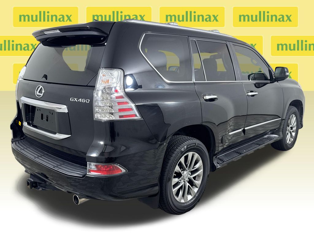Used 2016 Black Lexus 460 Luxury image 4